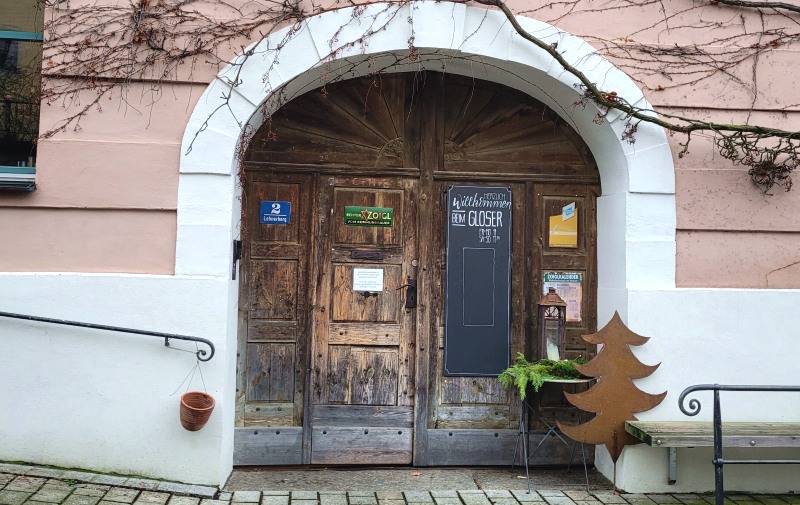 Dieses Bild hat ein leeres Alt-Attribut. Der Dateiname ist Gloser800.505.jpg