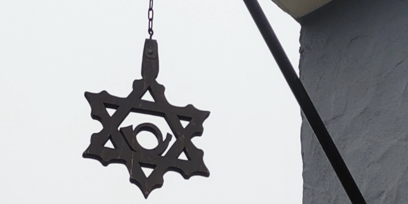 Dieses Bild hat ein leeres Alt-Attribut. Der Dateiname ist ZoiglPosterer800.400.jpg